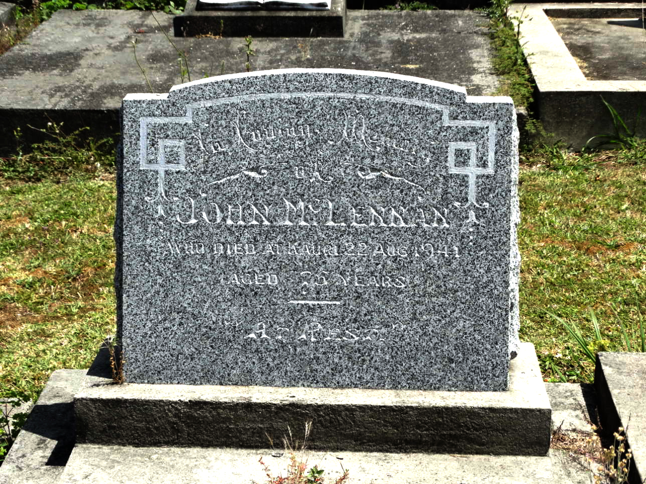 Photo of headstones/John McLennan d 1941 hdstn Kauri cem
